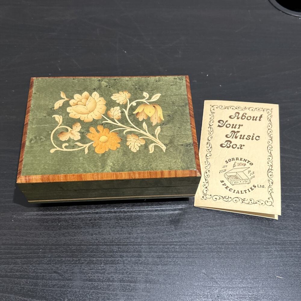 Vtg Reuge Sorrento Music Jewelry Box Made In Italy *Plays My Lady Greensleeves